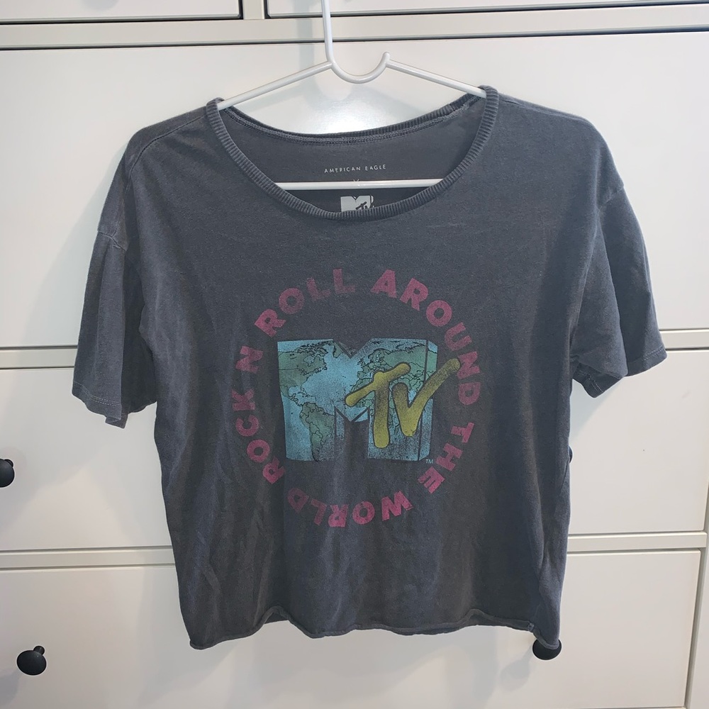 American eagle MTV graphic t